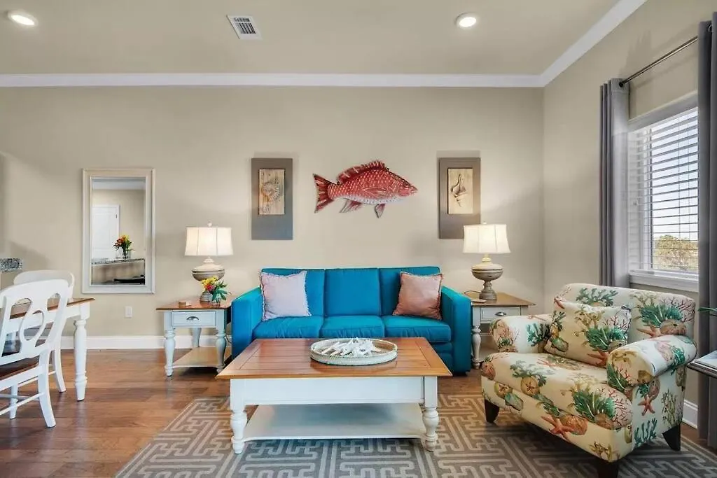 Apartment Cute Luxurious Condo - 2 Minute Walk To The Beach! Destin